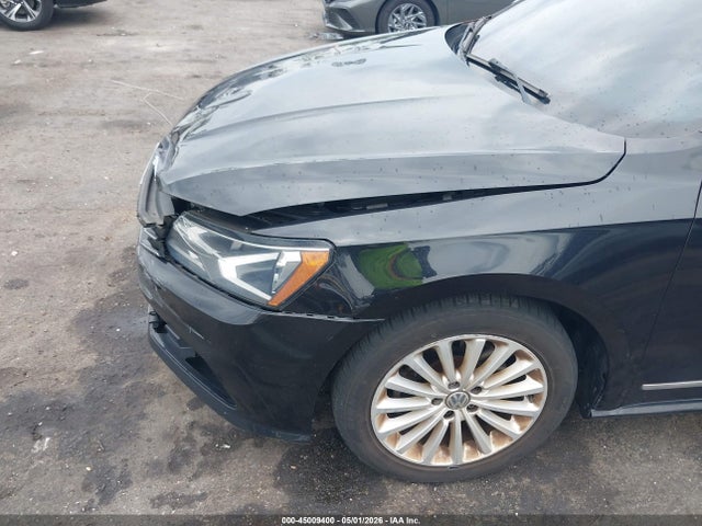 2017 Volkswagen Passat 1.8t Se მანქანა იყიდება აუქციონზე, vin: 1VWBT7A31HC040340, აუქციონის ნომერი: 45009400