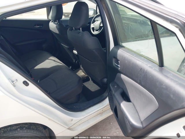 45009413 :رقم المزاد ، JTDKBRFU8G3001603 vin ، 2016 Toyota Prius Two مزاد بيع