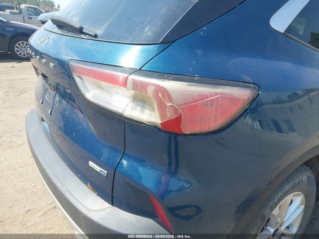 Продаж на аукціоні авто 2020 Ford Escape Se, vin: 1FMCU9G60LUA89268, номер лоту: 45009424