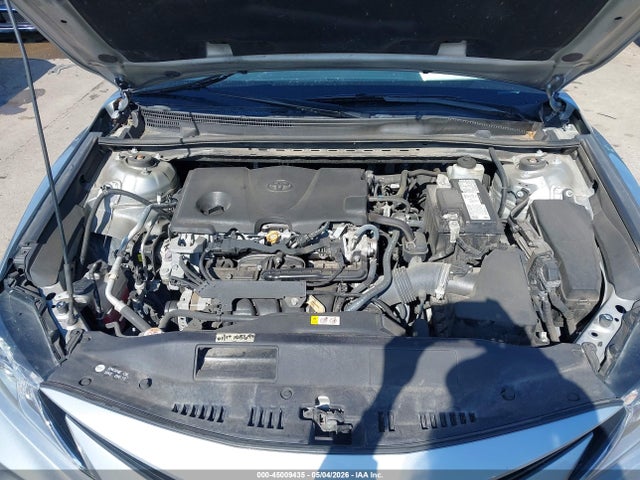 45009435 :رقم المزاد ، 4T1C11AK7MU561368 vin ، 2021 Toyota Camry Le مزاد بيع