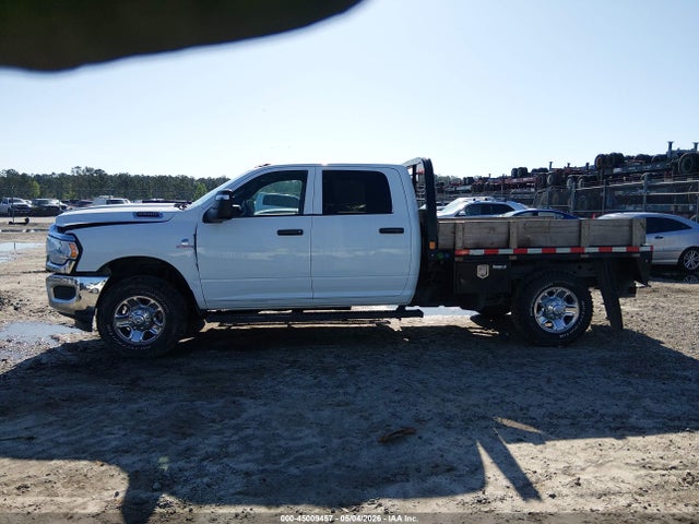 45009457 :رقم المزاد ، 3C6UR5HLXRG127499 vin ، 2024 Ram 2500 Tradesman  4x4 8' Box مزاد بيع