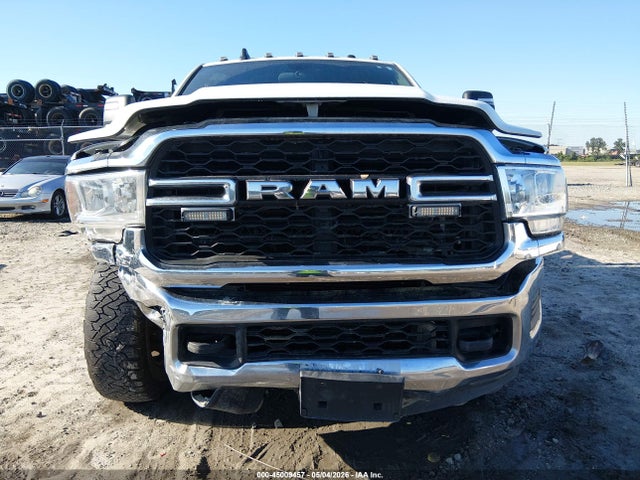 45009457 :رقم المزاد ، 3C6UR5HLXRG127499 vin ، 2024 Ram 2500 Tradesman  4x4 8' Box مزاد بيع