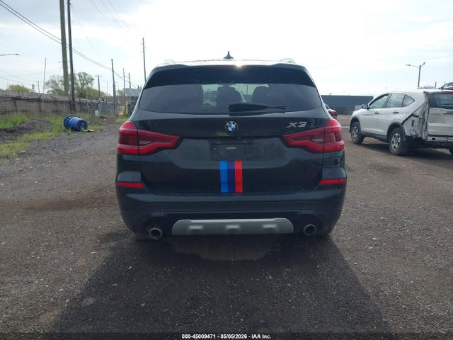 45009471 :رقم المزاد ، 5UXTR9C53JLC74468 vin ، 2018 Bmw X3 Xdrive30i مزاد بيع