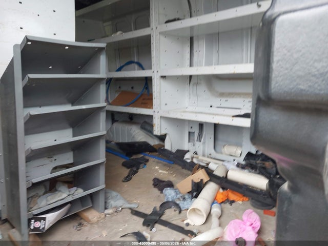 45009498 :رقم المزاد ، 1FTYR2CG5HKA00590 vin ، 2017 Ford Transit-250 مزاد بيع