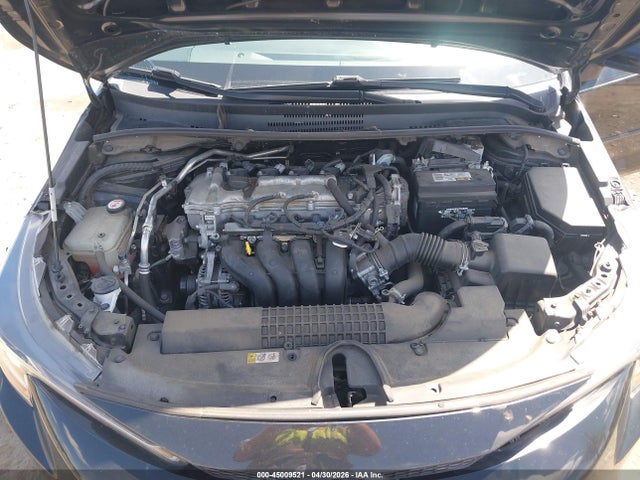 45009521 :رقم المزاد ، 5YFEPMAE8MP260225 vin ، 2021 Toyota Corolla Le مزاد بيع