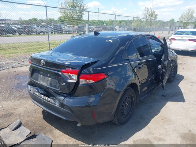 45009521 :رقم المزاد ، 5YFEPMAE8MP260225 vin ، 2021 Toyota Corolla Le مزاد بيع