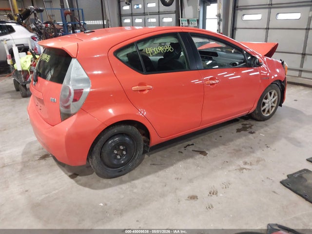 2013 Toyota Prius C Three მანქანა იყიდება აუქციონზე, vin: JTDKDTB34D1033847, აუქციონის ნომერი: 45009538