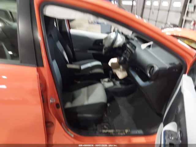 2013 Toyota Prius C Three მანქანა იყიდება აუქციონზე, vin: JTDKDTB34D1033847, აუქციონის ნომერი: 45009538