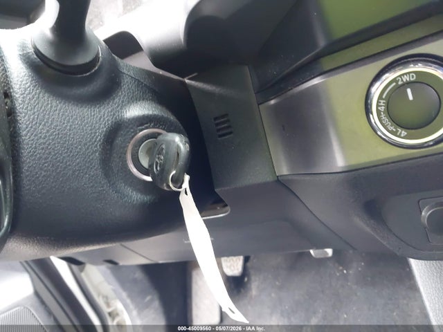 45009560 :رقم المزاد ، 5TFCZ5AN6KX210588 vin ، 2019 Toyota Tacoma Trd Off Road مزاد بيع