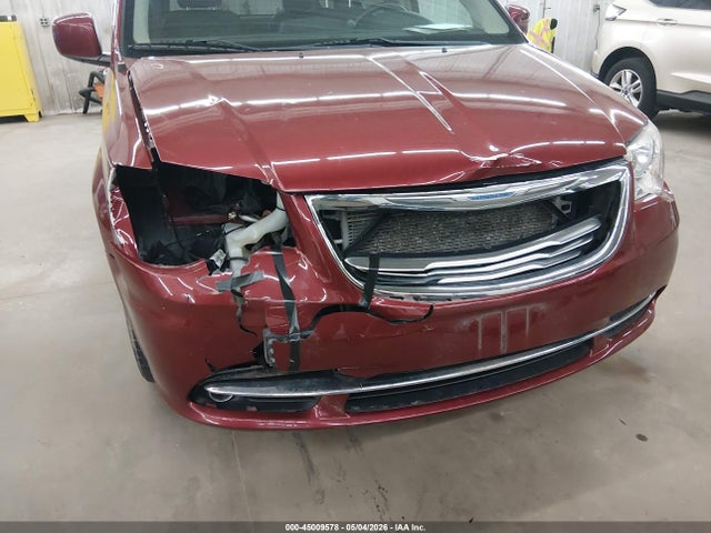 Продажа на аукционе авто 2015 Chrysler Town & Country Touring, vin: 2C4RC1BG2FR560549, номер лота: 45009578