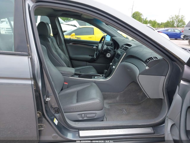 45009590 :رقم المزاد ، 19UUA66224A065749 vin ، 2004 Acura Tl مزاد بيع