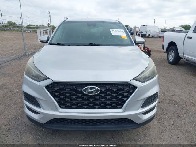 KM8J23A45KU007583 Hyundai TUCSON SE