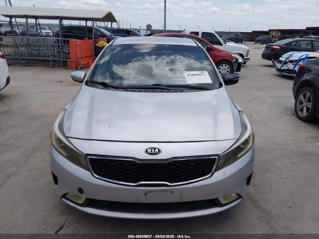 45009657 :رقم المزاد ، 3KPFL4A81HE093935 vin ، 2017 Kia Forte Ex مزاد بيع