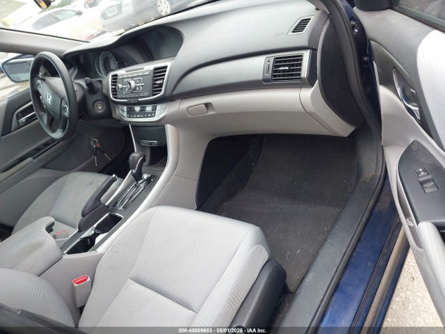 Продаж на аукціоні авто 2015 Honda Accord Lx, vin: 1HGCR2F31FA022349, номер лоту: 45009683