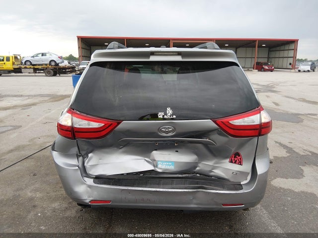 2017 Toyota Sienna Le 8 Passenger მანქანა იყიდება აუქციონზე, vin: 5TDKZ3DC8HS846339, აუქციონის ნომერი: 45009695