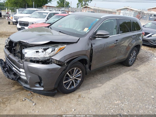 Aukcja sprzedaży 2019 Toyota Highlander Xle, vin: 5TDKZRFH7KS553096, numer aukcji: 45009701