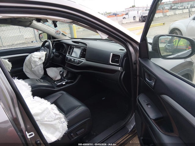 Aukcja sprzedaży 2019 Toyota Highlander Xle, vin: 5TDKZRFH7KS553096, numer aukcji: 45009701