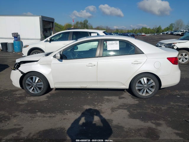 2013 Kia Forte Ex მანქანა იყიდება აუქციონზე, vin: KNAFU4A23D5669701, აუქციონის ნომერი: 45009728