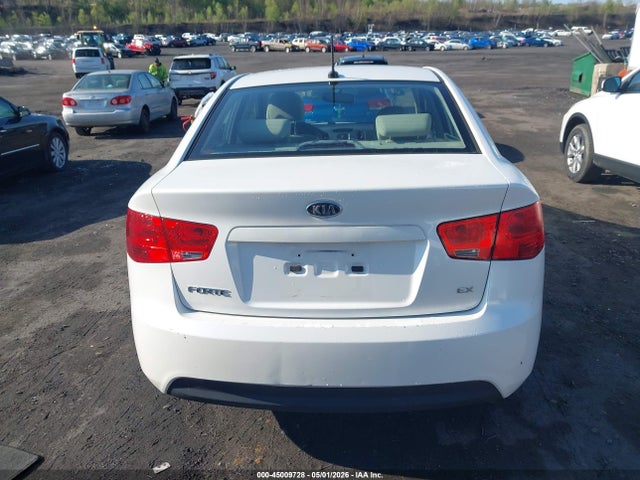 2013 Kia Forte Ex მანქანა იყიდება აუქციონზე, vin: KNAFU4A23D5669701, აუქციონის ნომერი: 45009728