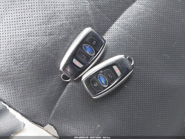 45009729 :رقم المزاد ، 4S3BNBN6XG3032126 vin ، 2016 Subaru Legacy 2.5i Limited مزاد بيع