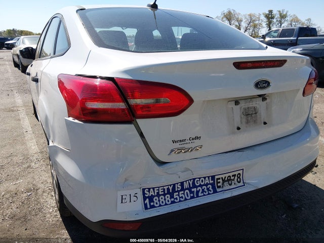 Продажа на аукционе авто 2016 Ford Focus S, vin: 1FADP3E22GL206847, номер лота: 45009765