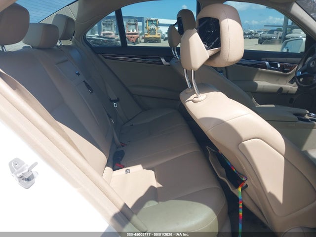 45009777 :رقم المزاد ، WDDGF4HB8DA860230 vin ، 2013 Mercedes-benz C 250 Sport مزاد بيع