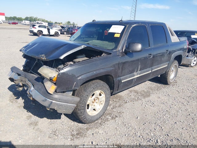 45009793 :رقم المزاد ، 3GNEK12Z55G242777 vin ، 2005 Chevrolet Avalanche 1500 Z71 مزاد بيع
