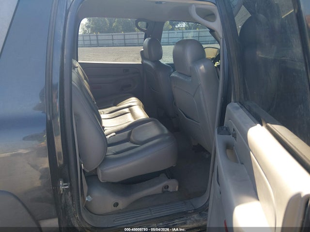 45009793 :رقم المزاد ، 3GNEK12Z55G242777 vin ، 2005 Chevrolet Avalanche 1500 Z71 مزاد بيع