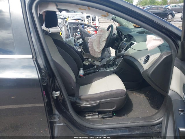 1G1PA5SH0E7118987 Chevrolet Cruze Ls Auto