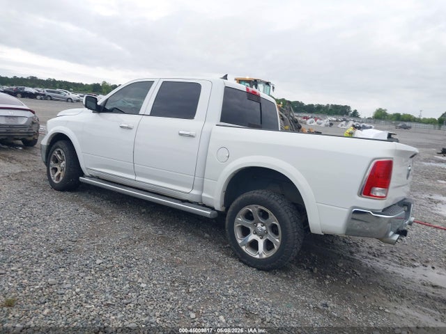 45009817 :رقم المزاد ، 1C6RR7NM5FS562935 vin ، 2015 Ram 1500 Laramie مزاد بيع