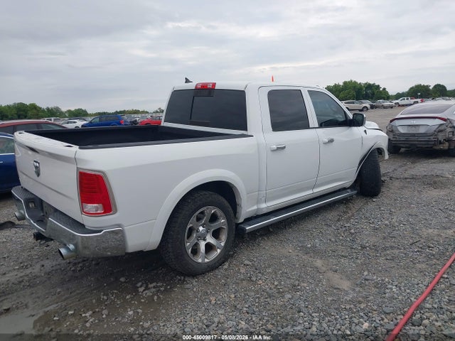 45009817 :رقم المزاد ، 1C6RR7NM5FS562935 vin ، 2015 Ram 1500 Laramie مزاد بيع