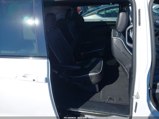 2025 Chrysler Pacifica Limited მანქანა იყიდება აუქციონზე, vin: 2C4RC1GG5SR514877, აუქციონის ნომერი: 45009836