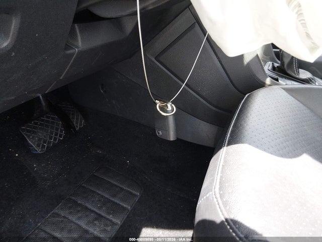 45009895 :رقم المزاد ، 3VV3B7AX5MM134373 vin ، 2021 Volkswagen Tiguan مزاد بيع