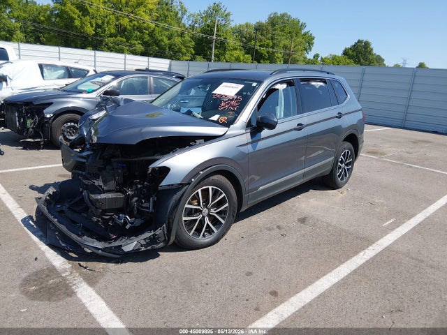 45009895 :رقم المزاد ، 3VV3B7AX5MM134373 vin ، 2021 Volkswagen Tiguan مزاد بيع