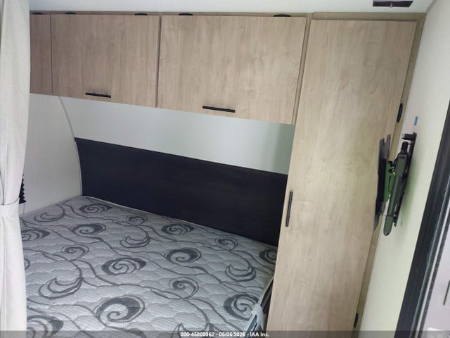 Aukcja sprzedaży 2026 Forest River Cherokee Grey Wolf Black Label 18rrbl Toy Hauler Travel Trailer, vin: 4X4TCKT24TK098255, numer aukcji: 45009962