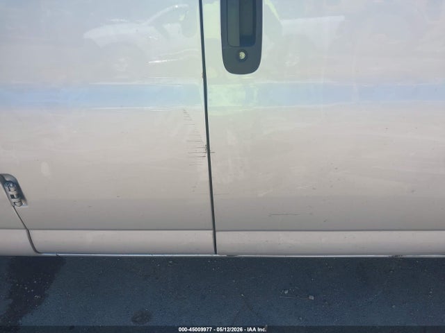1GAZGNFG5K1335670 Chevrolet Express 3500 Ls