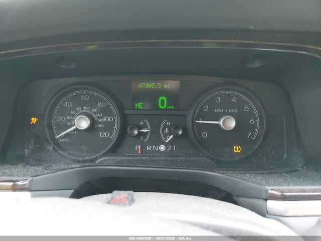 Продаж на аукціоні авто 2008 Lincoln Town Car Signature Limited, vin: 2LNHM82V98X645186, номер лоту: 45009991