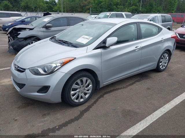 Продаж на аукціоні авто 2013 Hyundai Elantra Gls/limited, vin: 5NPDH4AE5DH165580, номер лоту: 45010005
