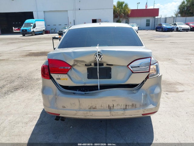 45010019 :رقم المزاد ، 3VW2K7AJ2EM275311 vin ، 2014 Volkswagen Jetta 2.0l S مزاد بيع