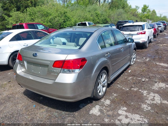 2014 Subaru Legacy 2.5i Premium მანქანა იყიდება აუქციონზე, vin: 4S3BMBC68E3032872, აუქციონის ნომერი: 45010044