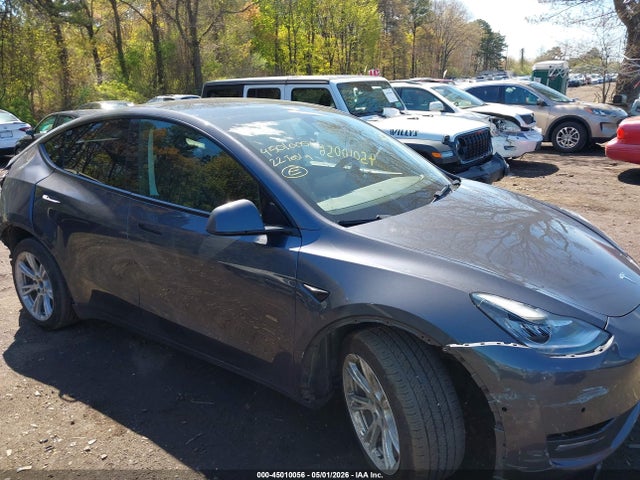 2022 Tesla Model Y Long Range Dual Motor All-wheel Drive მანქანა იყიდება აუქციონზე, vin: 7SAYGDEE4NF447047, აუქციონის ნომერი: 45010056