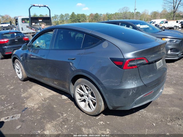 2022 Tesla Model Y Long Range Dual Motor All-wheel Drive მანქანა იყიდება აუქციონზე, vin: 7SAYGDEE4NF447047, აუქციონის ნომერი: 45010056