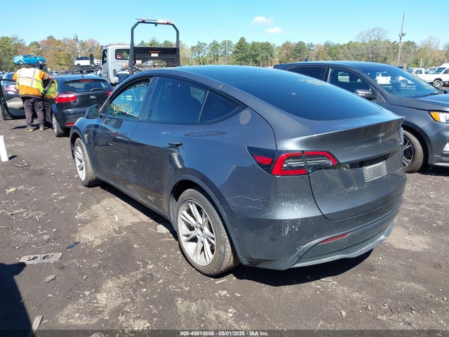 2022 Tesla Model Y Long Range Dual Motor All-wheel Drive მანქანა იყიდება აუქციონზე, vin: 7SAYGDEE4NF447047, აუქციონის ნომერი: 45010056