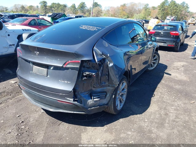 2022 Tesla Model Y Long Range Dual Motor All-wheel Drive მანქანა იყიდება აუქციონზე, vin: 7SAYGDEE4NF447047, აუქციონის ნომერი: 45010056