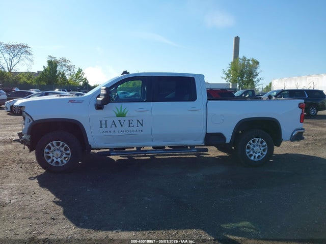 1GC1YNEY1PF246183 Chevrolet Silverado 2500hd 4wd Standard Bed Lt