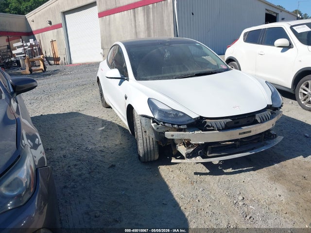 Продажа на аукционе авто 2022 Tesla Model 3 Long Range Dual Motor All-wheel Drive, vin: 5YJ3E1EB0NF105127, номер лота: 45010067