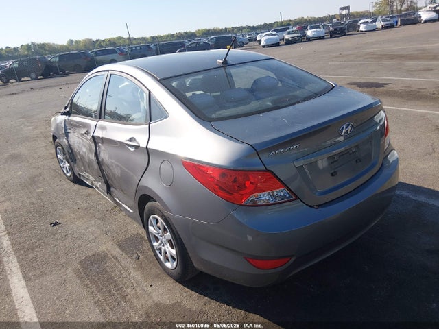 2014 Hyundai Accent Gls მანქანა იყიდება აუქციონზე, vin: KMHCT4AEXEU701372, აუქციონის ნომერი: 45010095