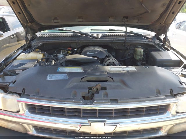 45010140 :رقم المزاد ، 3GNEC16T21G190022 vin ، 2001 Chevrolet Suburban 1500 Lt مزاد بيع