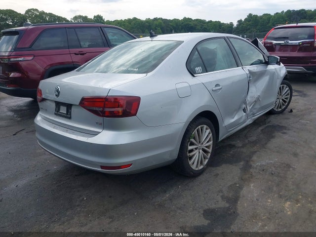 45010160 :رقم المزاد ، 3VWL17AJ8GM333688 vin ، 2016 Volkswagen Jetta 1.8t Sel مزاد بيع