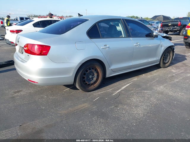 45010177 :رقم المزاد ، 3VWD17AJ6EM262170 vin ، 2014 Volkswagen Jetta 1.8t Se مزاد بيع